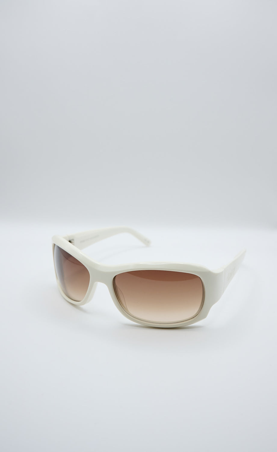 GUMI ONE - White / Amber