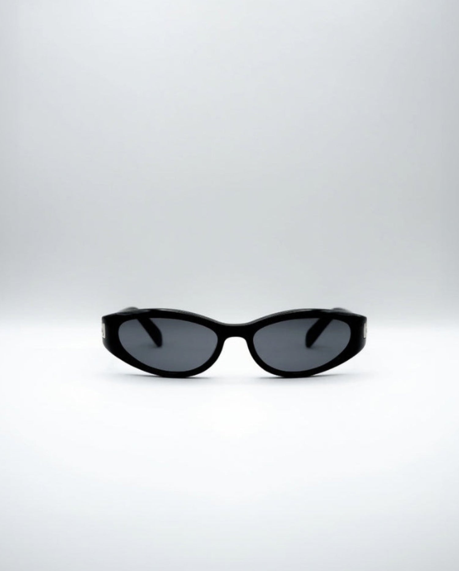 GUMI THREE - Smoked Black