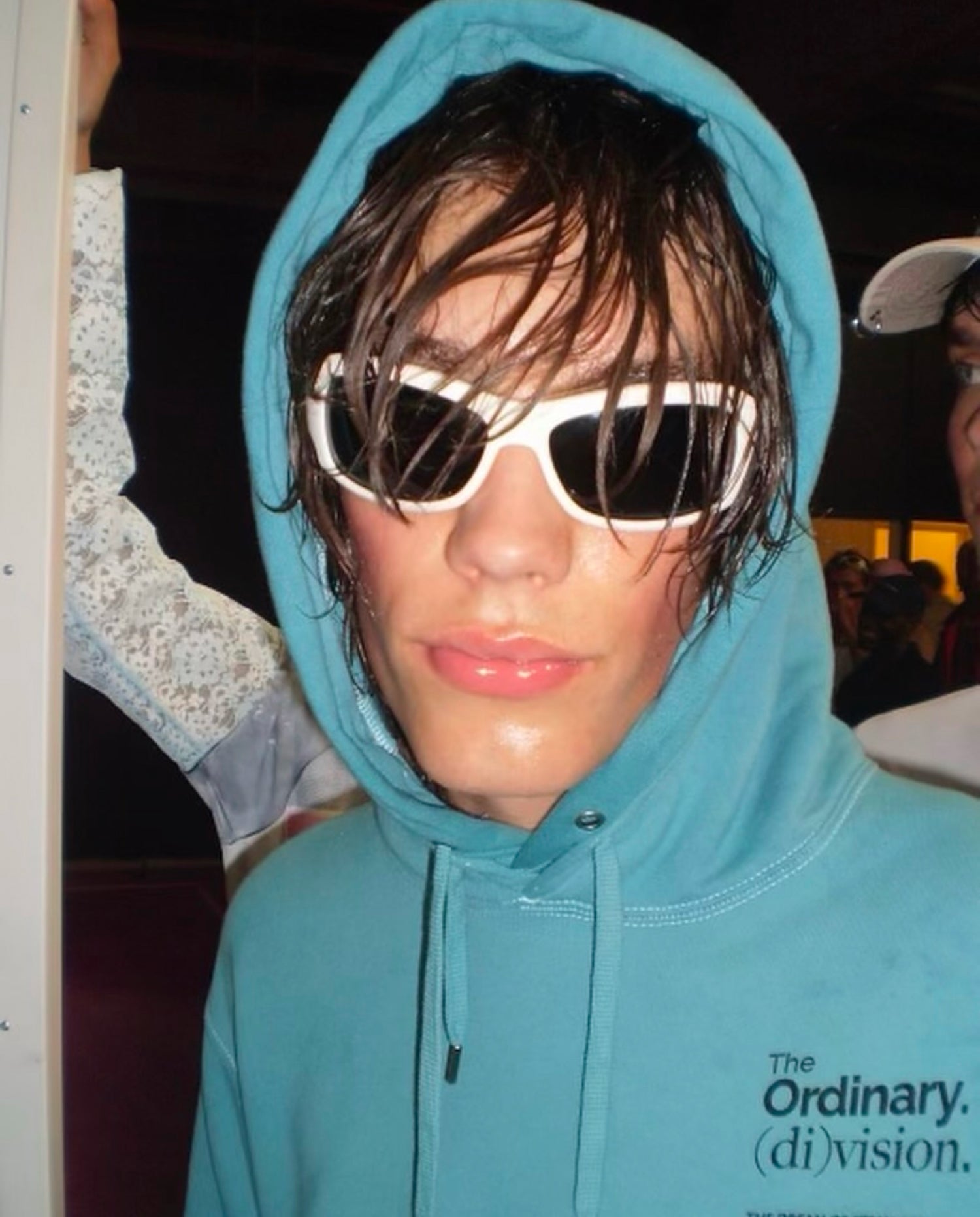 GUMI ONE - White / Black