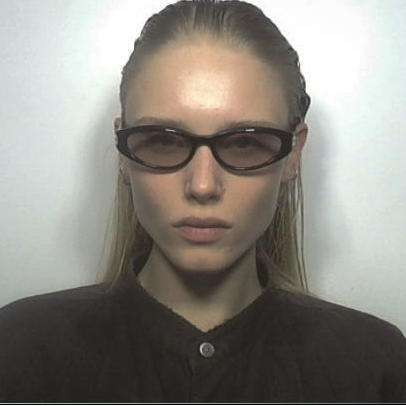 GUMI THREE - DUSTY BROWN